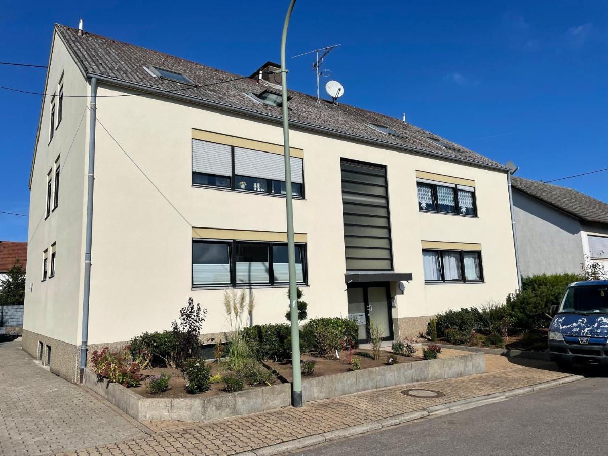 Saarland Appartements Wadgassen Esterno foto